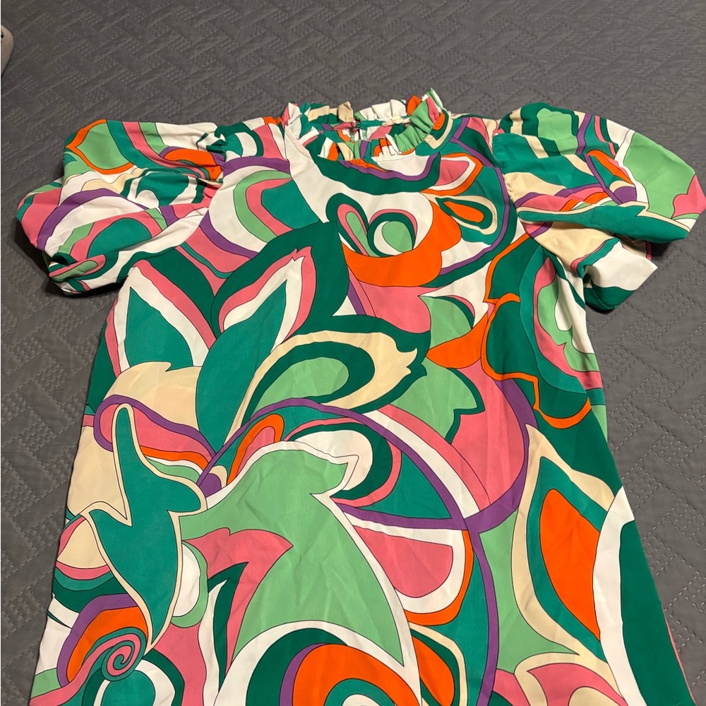 Colorful Abstract Puff Sleeve Top
